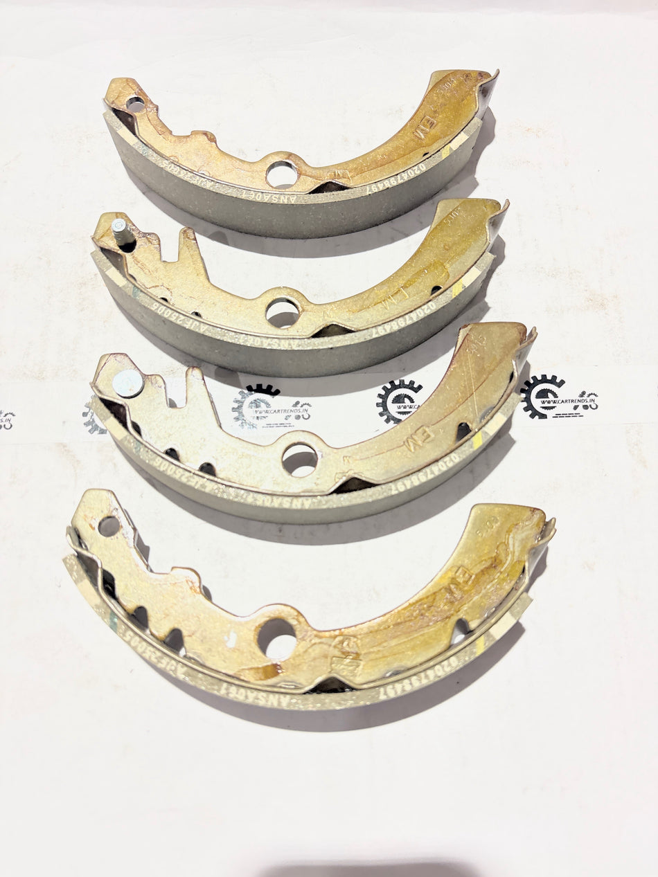 Maruti Suzuki brake shoe set, part number 53200M68K10, showing the brake shoes for vehicle replacement and repair.
