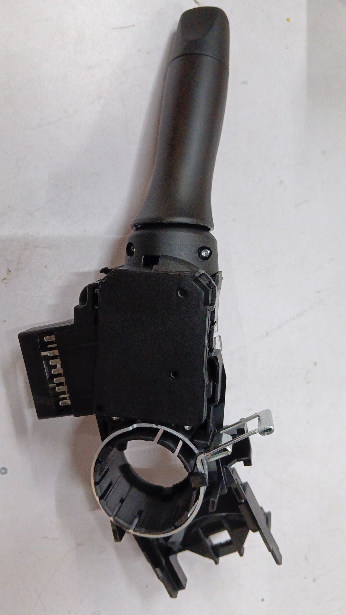 Maruti Suzuki Ertiga wiper switch in black plastic with control stalk and mounting details, compatible with Maruti Suzuki vehicles.