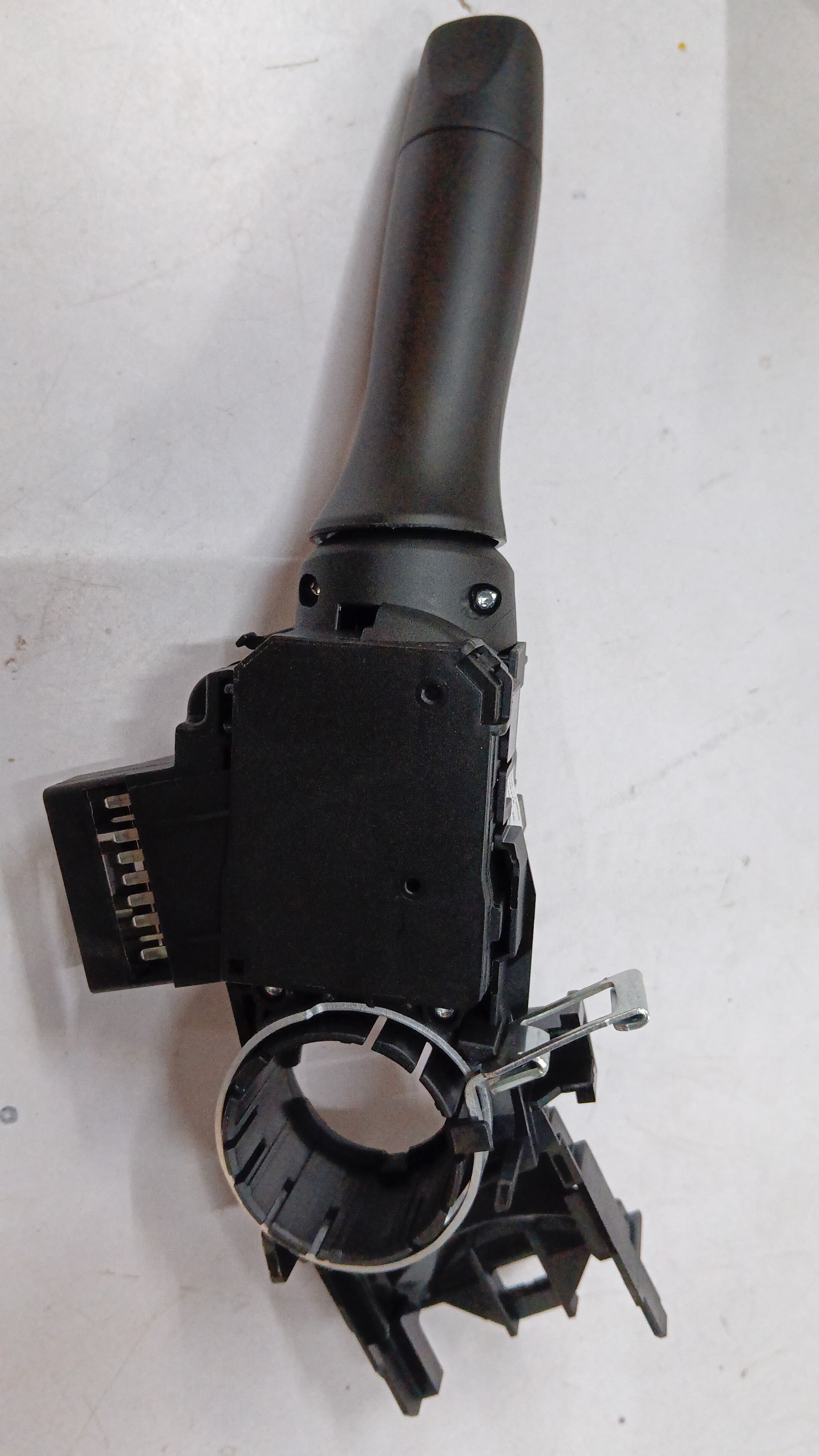 Maruti Suzuki Ertiga wiper switch in black plastic with control stalk and mounting details, compatible with Maruti Suzuki vehicles.