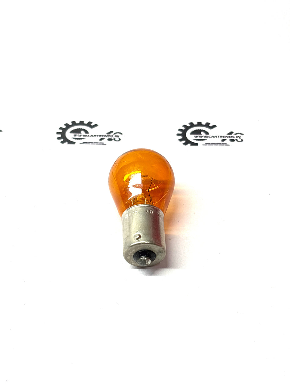 Universal Nissan bulb #2627189919, showing a standard automotive light bulb with metal base and glass enclosure.
