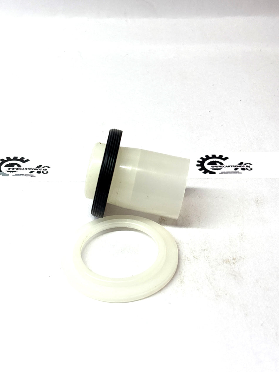 Nissan cam oil seal 1351000Q0B, close-up view showing black rubber seal used in engine components