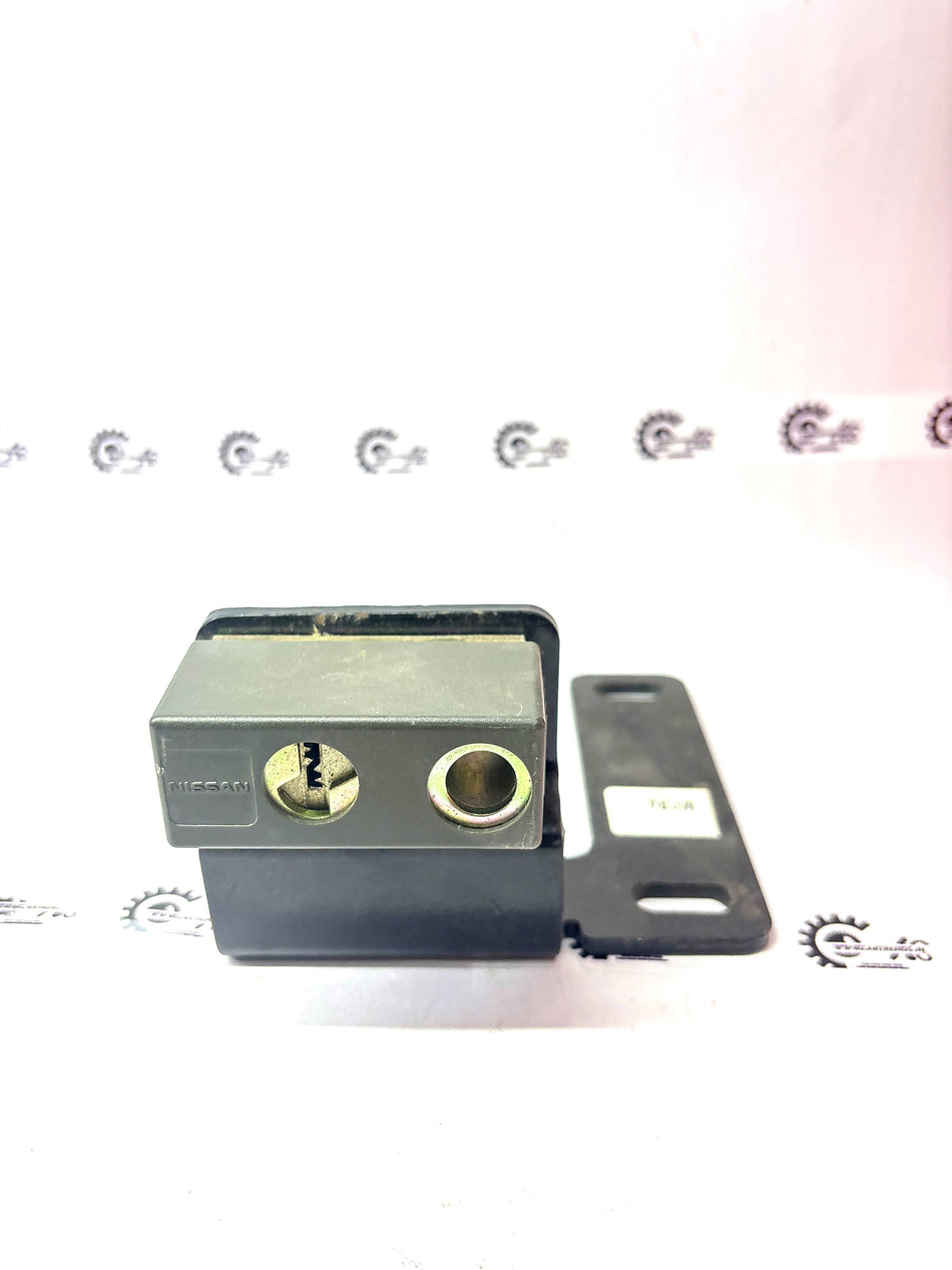 Nissan Gear Lock model C28658AA00, a secure car gear lock device for Nissan vehicles, shown mounted on gear shift.