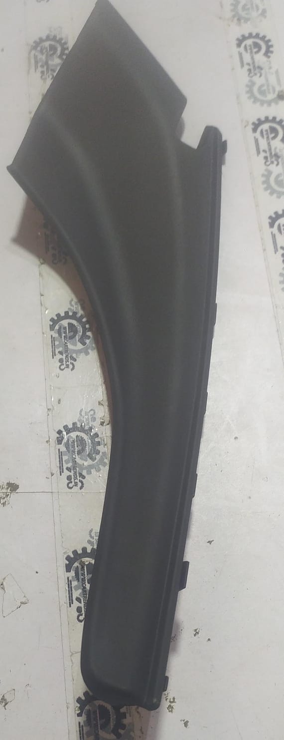 Nissan Datsun Redi Go right side fender cover in black with Nissan branding and part number 668942XA0A.