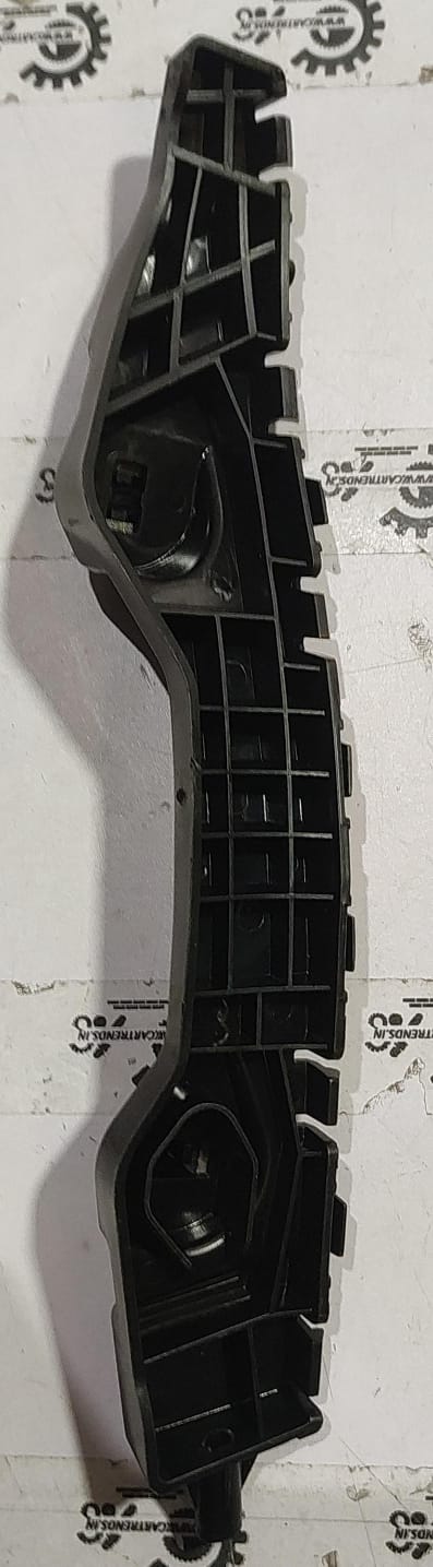 Nissan Datsun Redi-Go right rear bumper bracket, model #852222XA0A, showcasing the vehicle's bumper mounting component.
