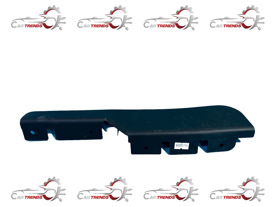 Nissan LH spoiler with part number 622576545R, designed for Renault vehicles, installed on the car's rear.
