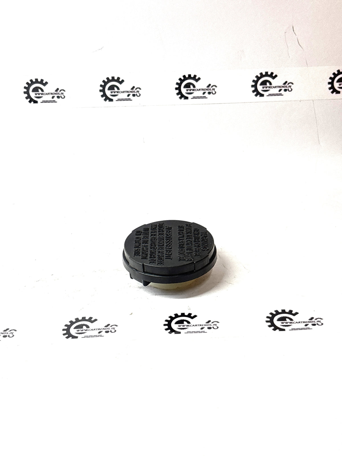 GENERAL MOTORS CAP BRK M CYL RSVR BEAT J95975176 J95975176 - Front view