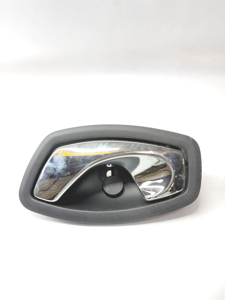 CarTrends DOOR HANDLE  FLUENCE  LH  826733790R 826733790R - Front view