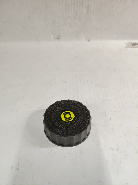 CarTrends J23874699 BRAKE MASTER RESERVOIR COVER ENJOY J23874699 - Front view