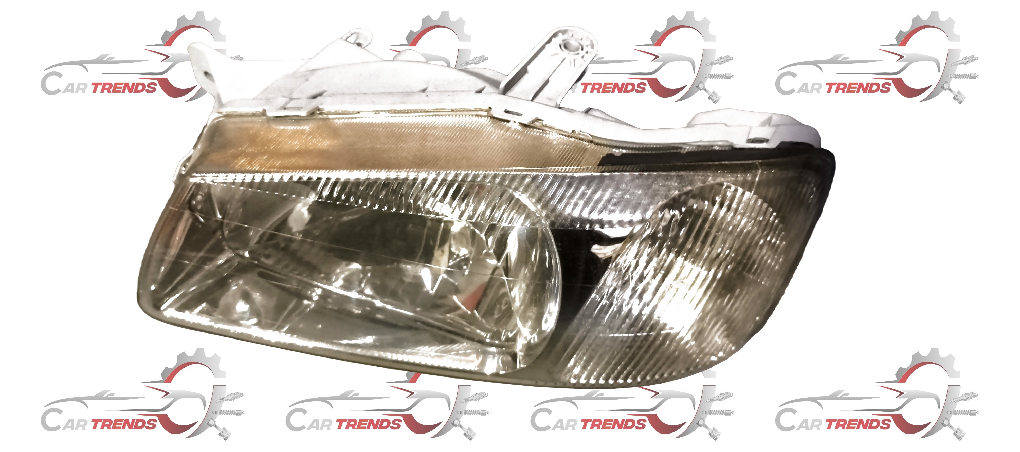 CarTrends Head Lamp Accent Left         921111A000 921111A000 - Front view