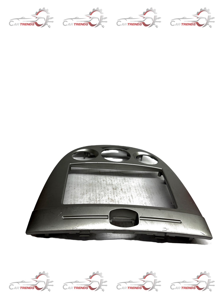 GENERAL MOTORS MOLDING A INST PANEL CTR OPTRA PETROL J96555127 J96555127 - Front view