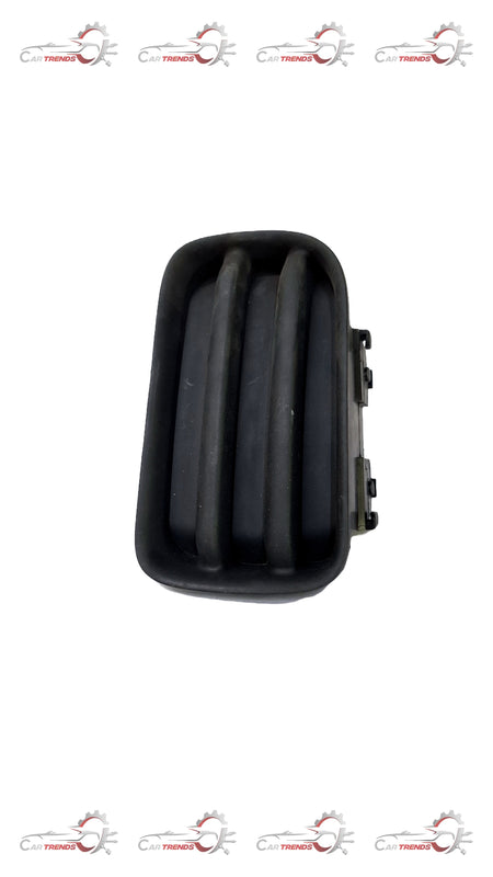 CarTrends COVER HOLE FOG LIGHT TAVERA LH T97595623 T97595623 - Front view