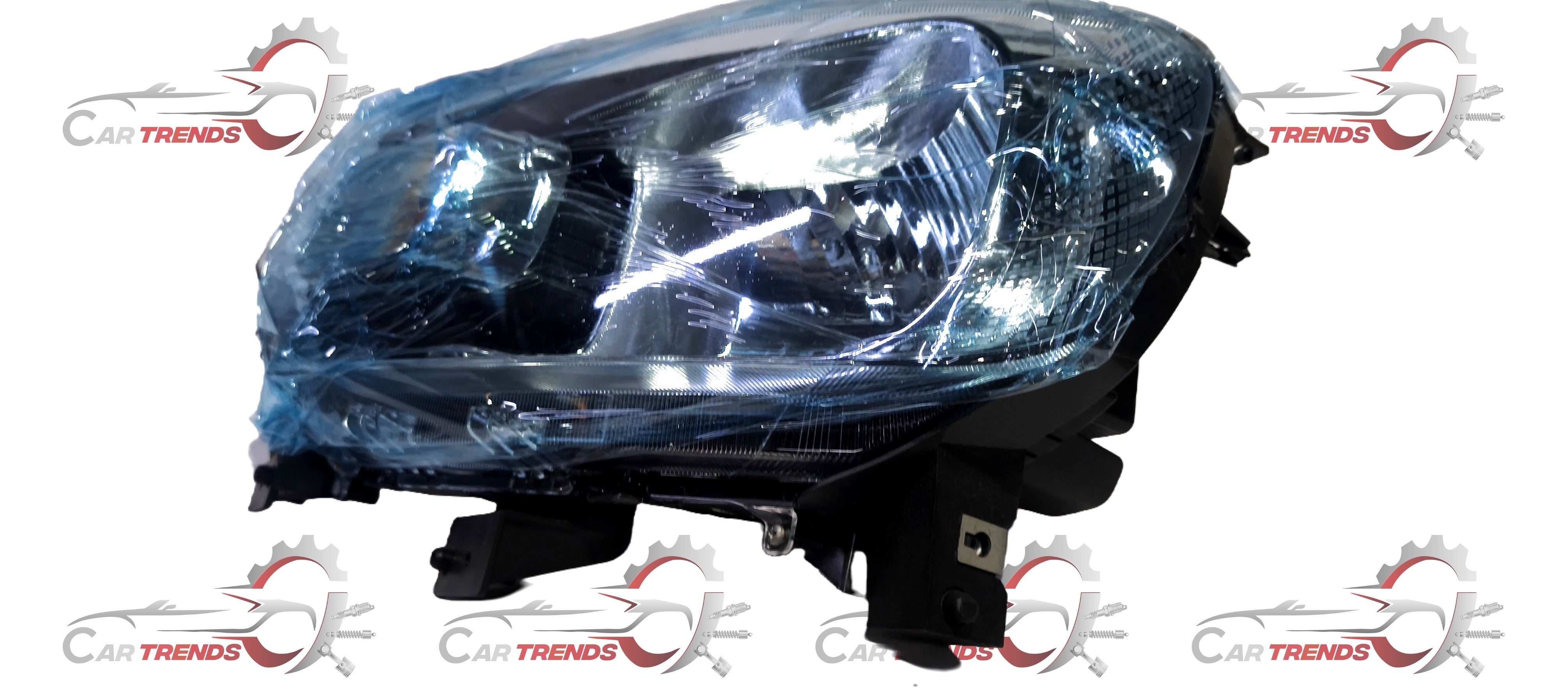 Maruti Suzuki headlamp Assyl 35300M62S00 showing its design and structure for vehicle lighting replacement.
