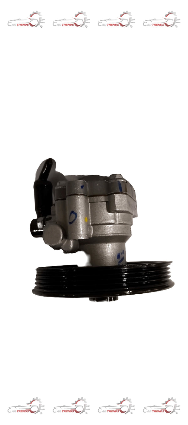 MAHINDRA POWER STEERING PUMP ASSY UV/BOLERO 1102DAA04571N 1102DAA04571N - Front view