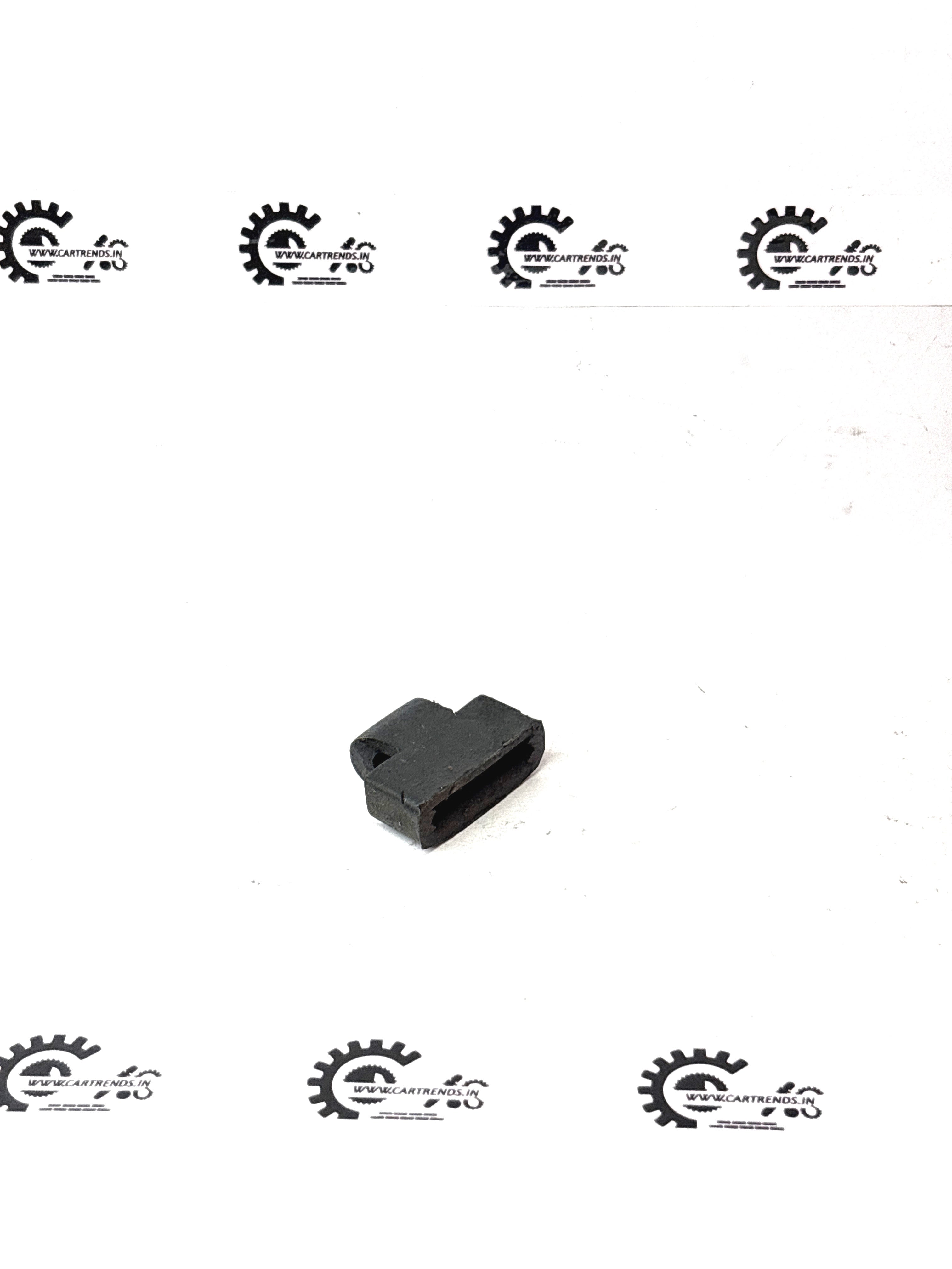 GENERAL MOTORS CLAMP RUBBER TAVERA T97599604 T97599604 - Front view