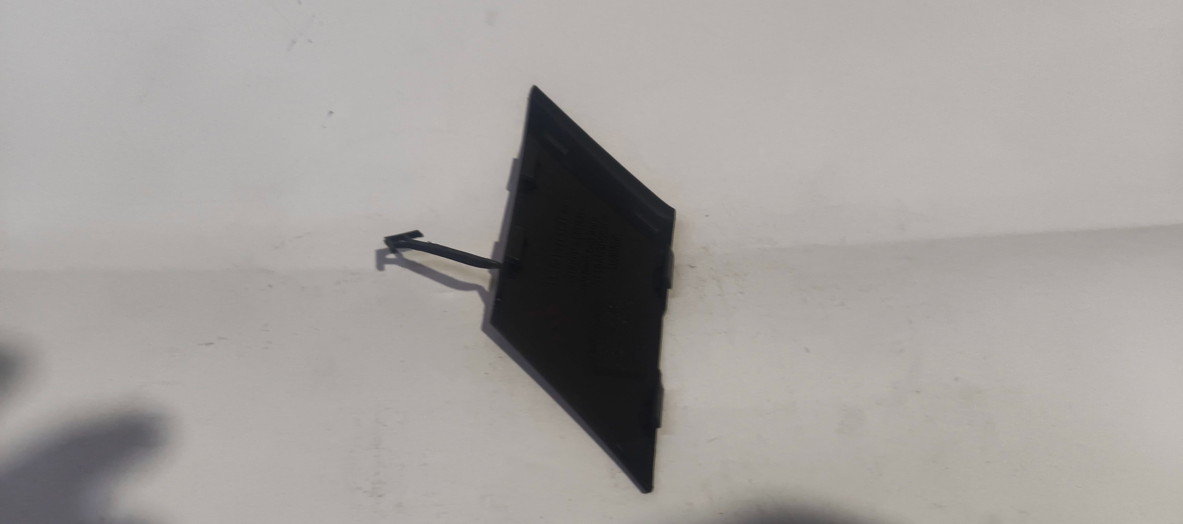 MAHINDRA TOW HOOK COVER FRT MARAZZO 0119AU300620N 0119AU300620N - Front view
