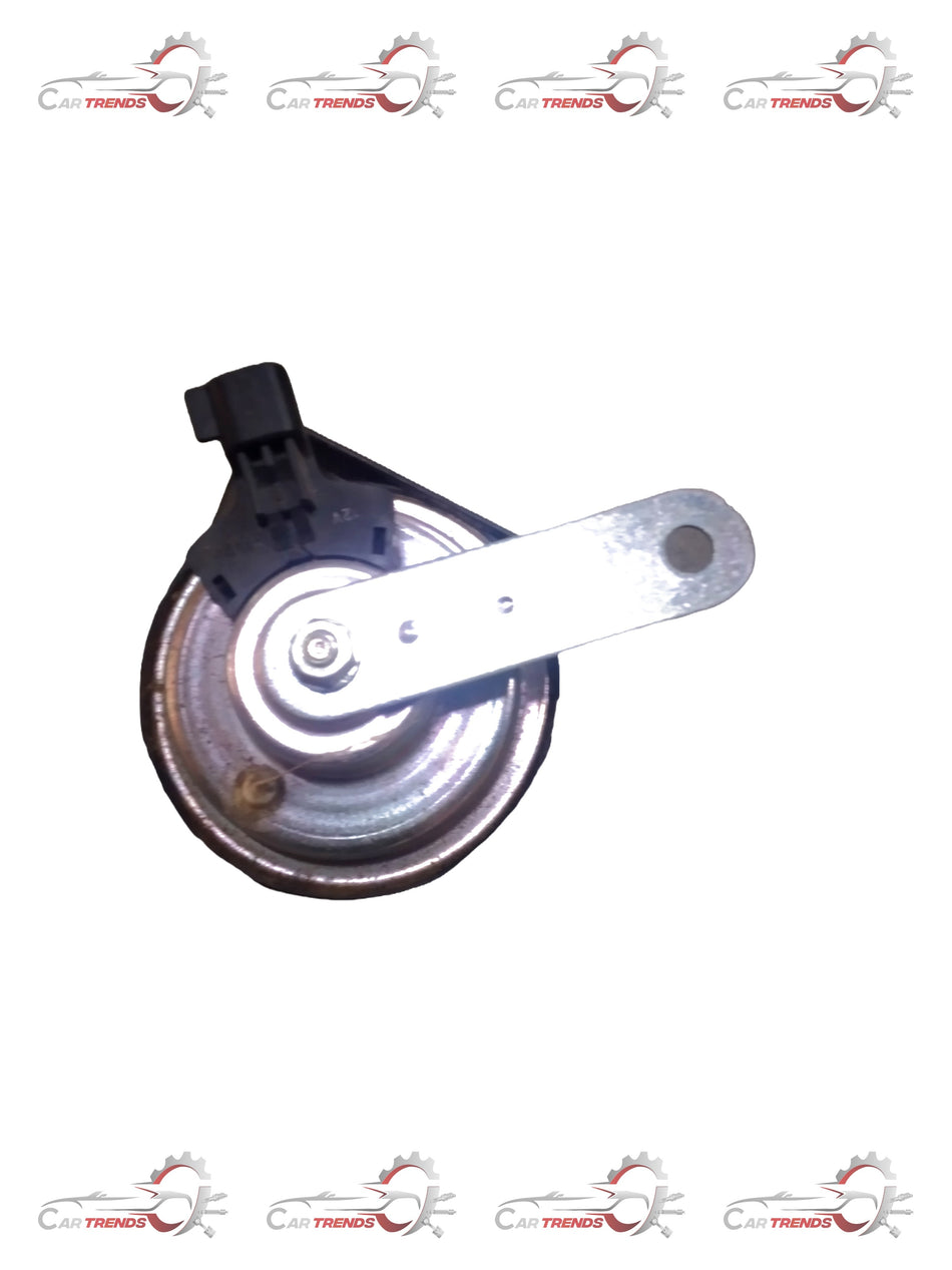 General Motors Horn Captiva J96866021, a vehicle horn part with black plastic and metal components, shown in the image.