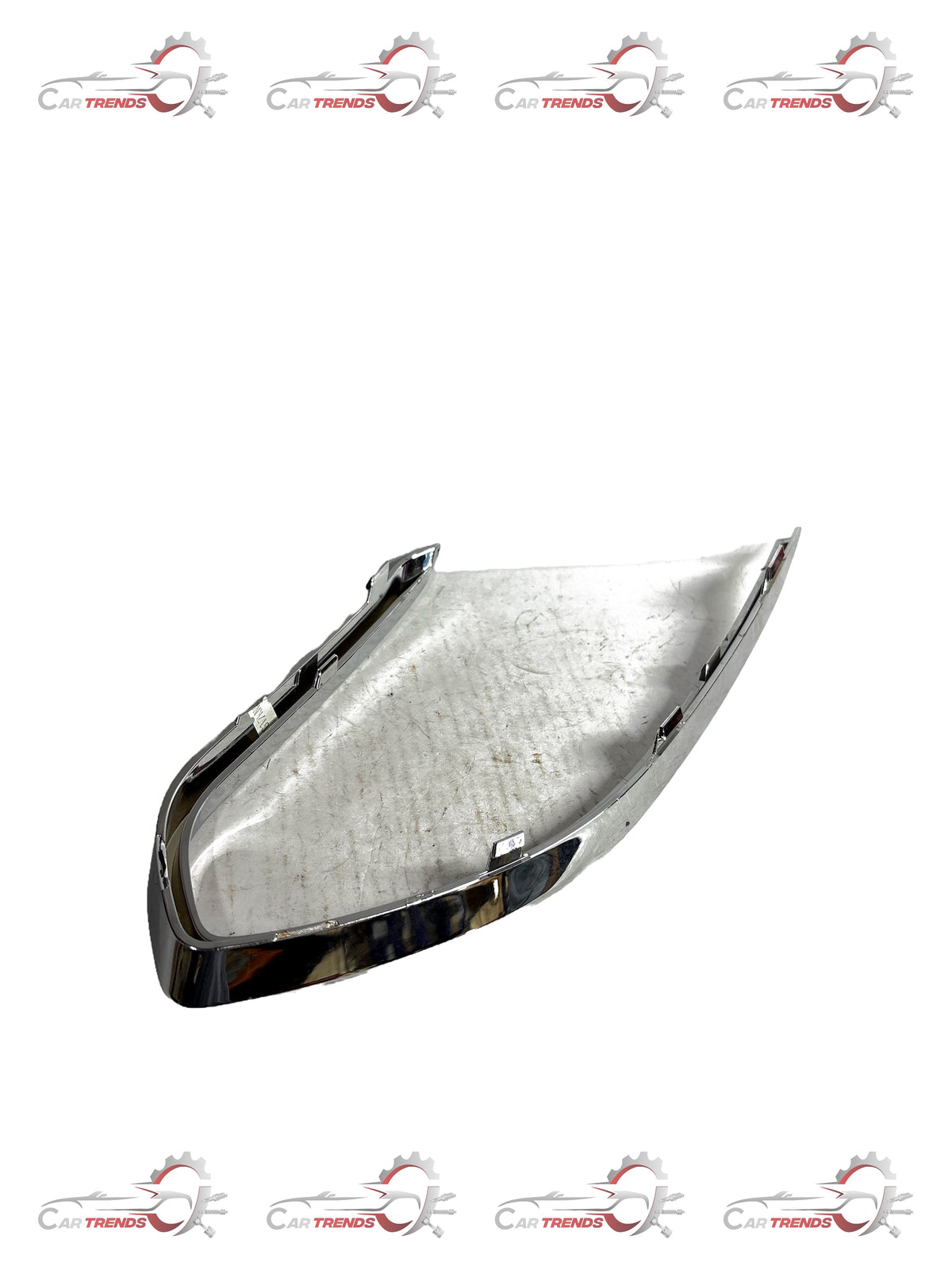 CarTrends J95080066  Fog Lamp Insert Chrome Beat Left Side J95080066 - Front view