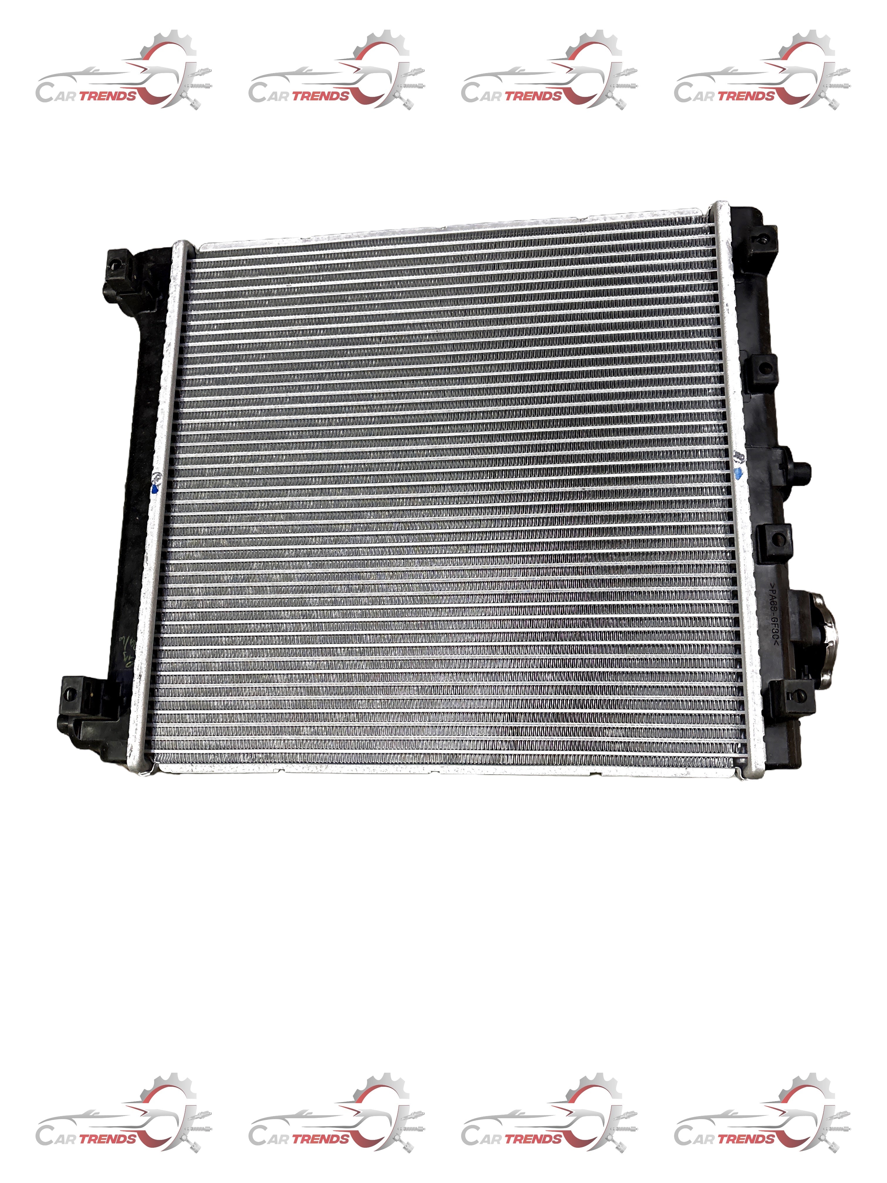 CarTrends Renault Kwid  Radiator 214101428R 214101428R - Front view