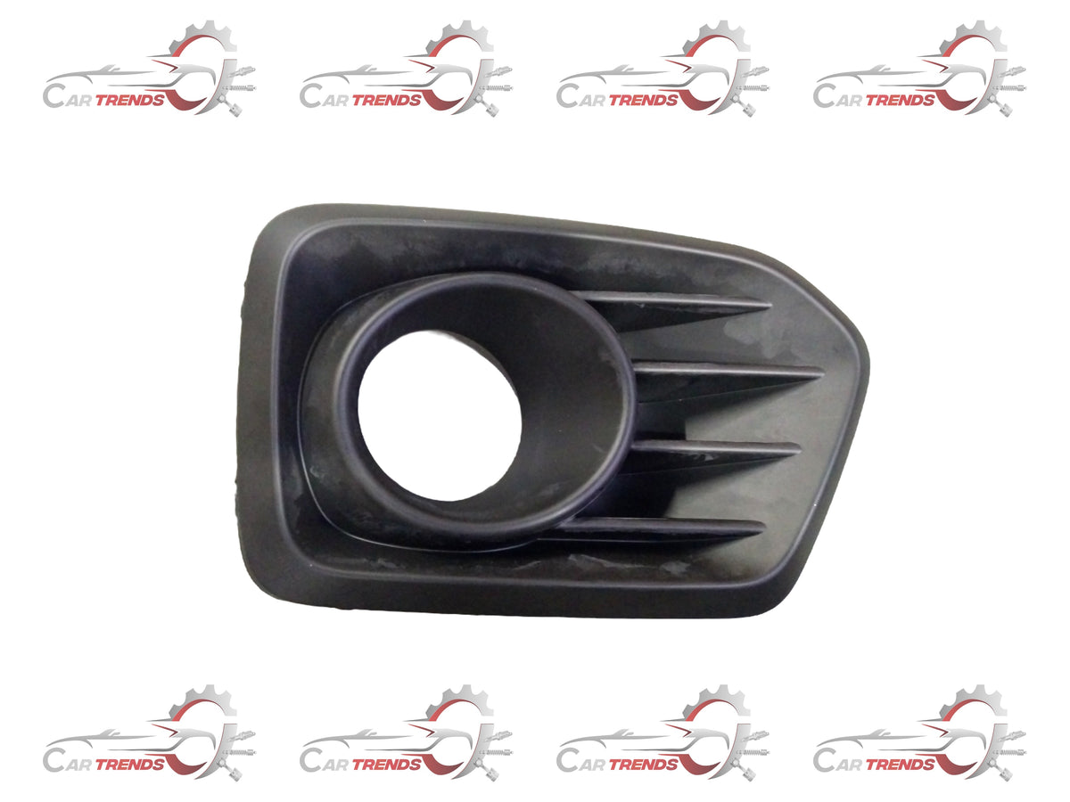 Maruti Suzuki fog lamp bezel front 71751M85S205PK, black plastic with mounting clips, designed for Maruti Suzuki vehicle lighting.