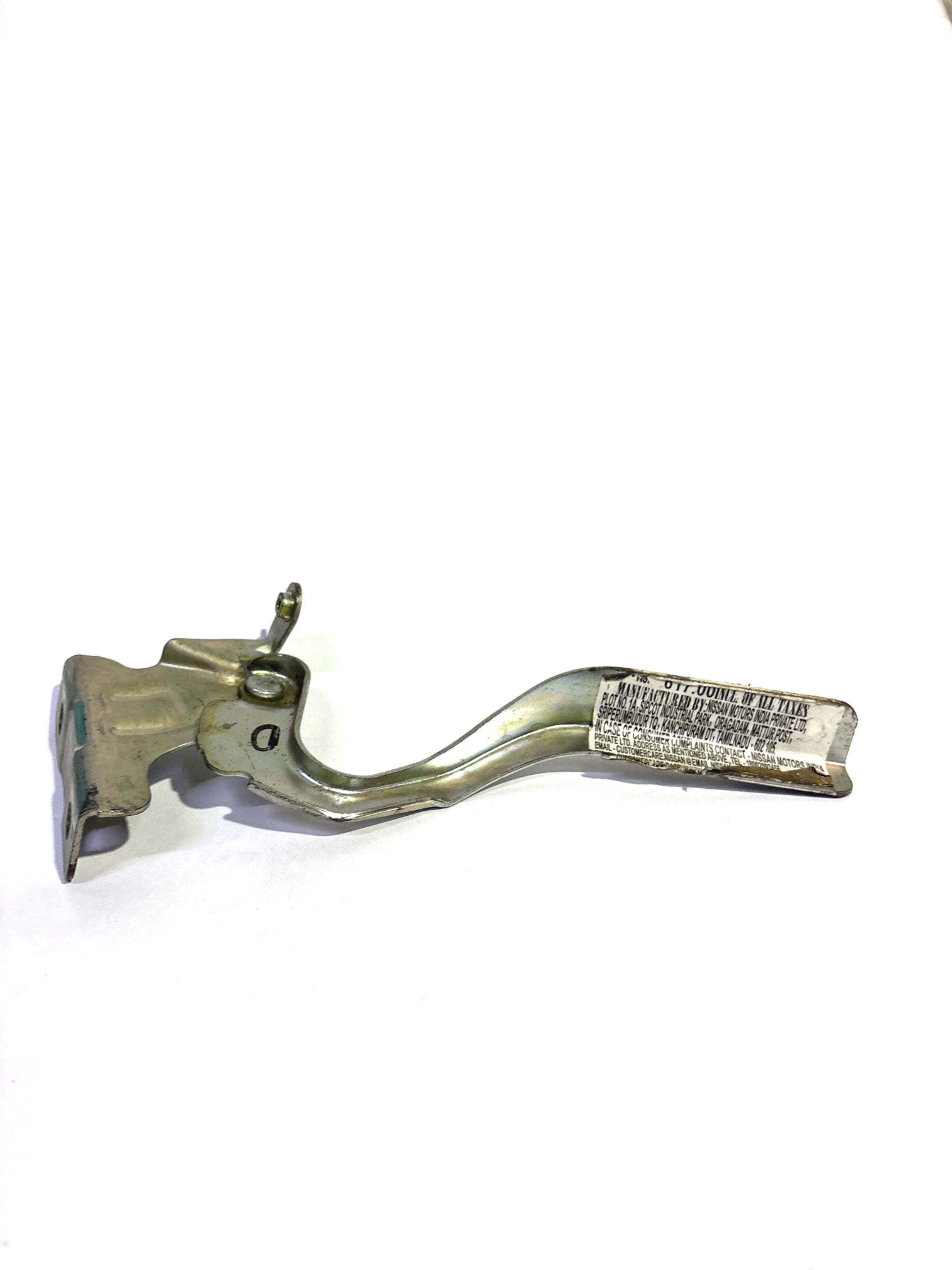 CarTrends Nissan Datsun Go Bonet Hinge Lh 654014LA0A 654014LA0A - Front view