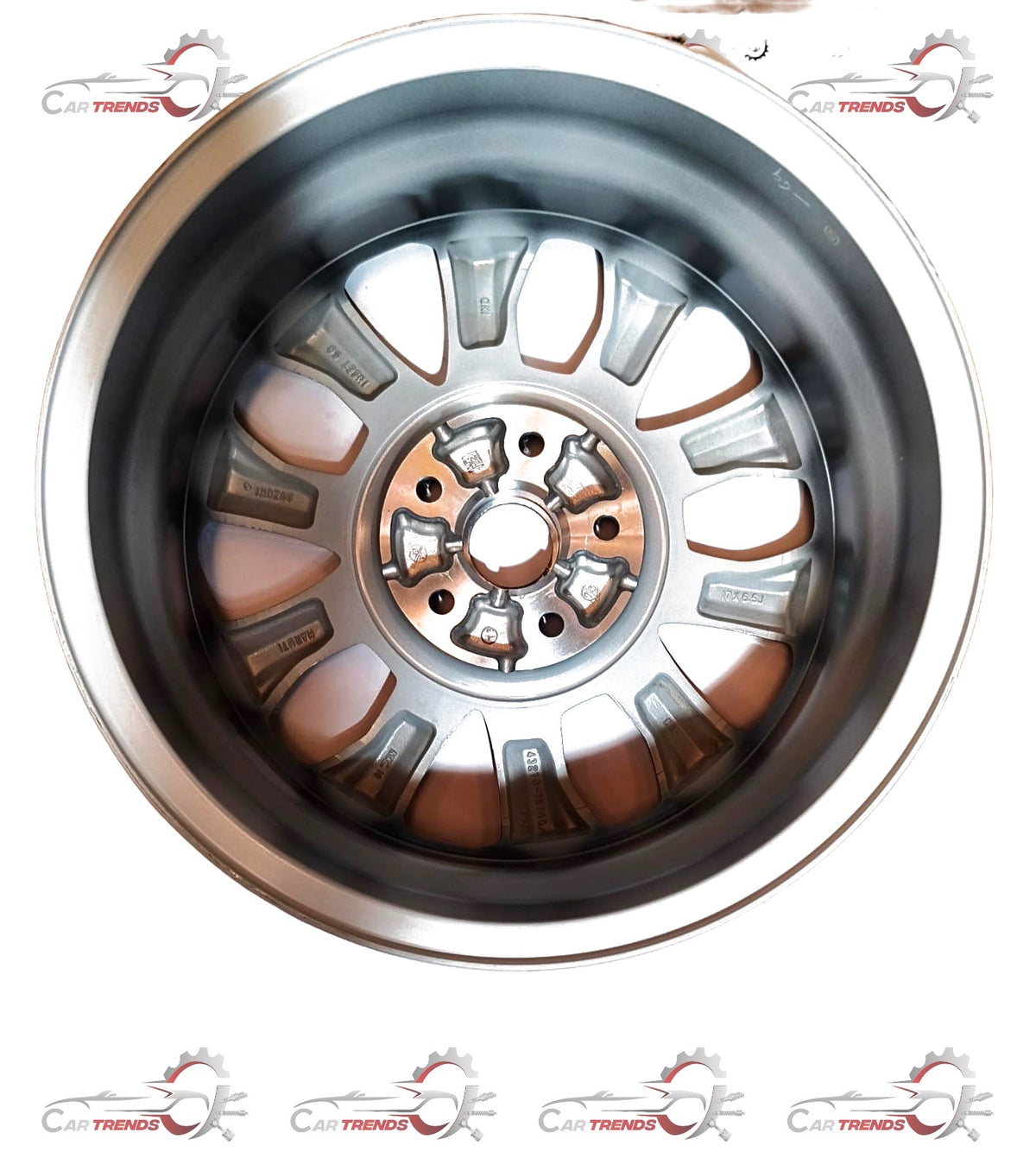 MARUTI SUZUKI Alloy Wheel Grand Vitara(2022-Till Year) 43210M76T50QC8 43210M76T50QC8 - Front view