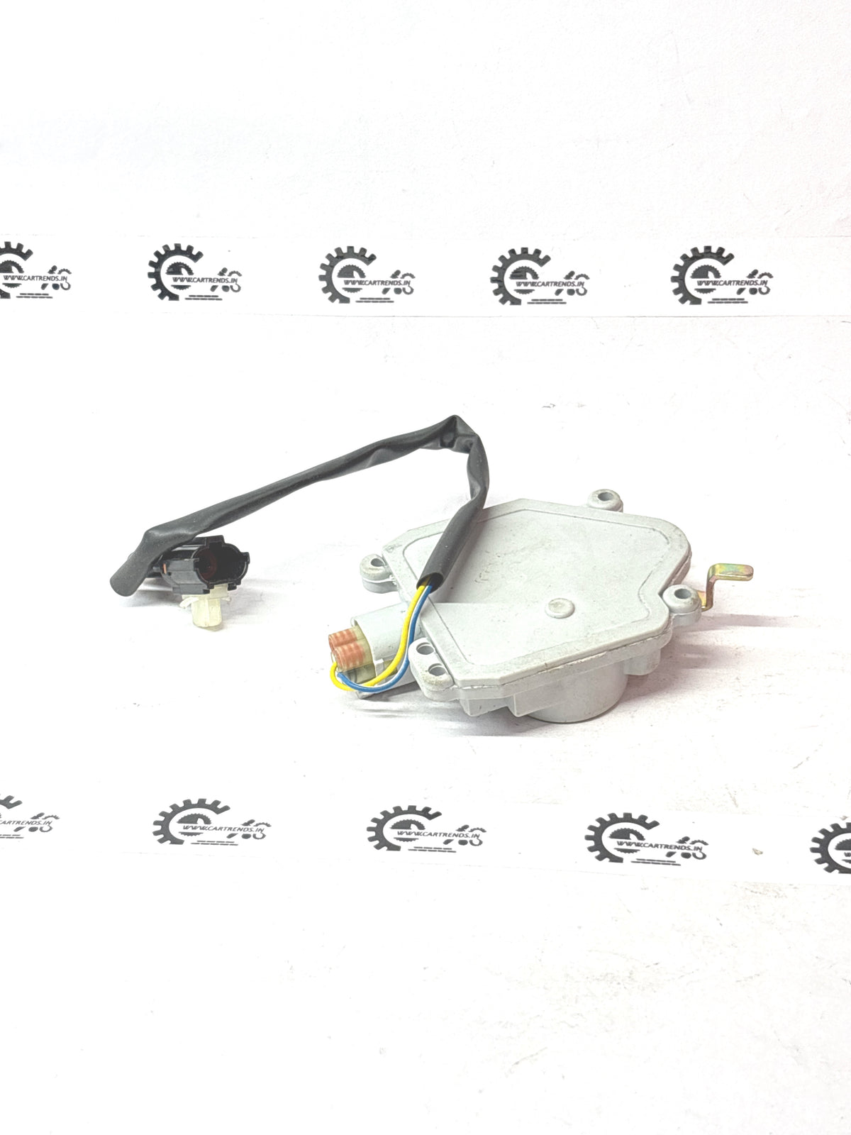 GENERAL MOTORS ACTUATOR BACK DOOR LOCK TAVERA T97598357 T97598357 - Front view