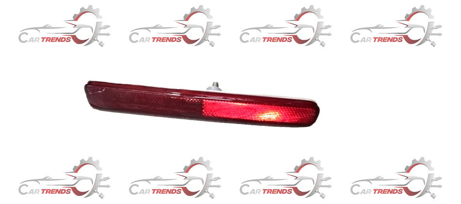 Maruti Suzuki reflector assembly 35950M72S00, automotive rear reflector with reflective surface and mounting components.