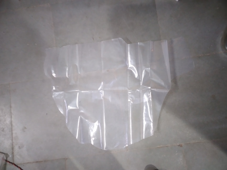 Hyundai SEAL-FRONT DOOR TRIM RH 823921V000, right side door trim with rubber seal and mounting details.