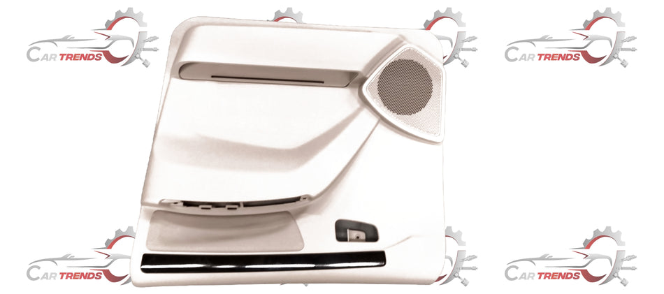 Mahindra Scorpio Classic front right door trim assembly with visible panel and mounting points, designed for model 0105EAG01910Z.
