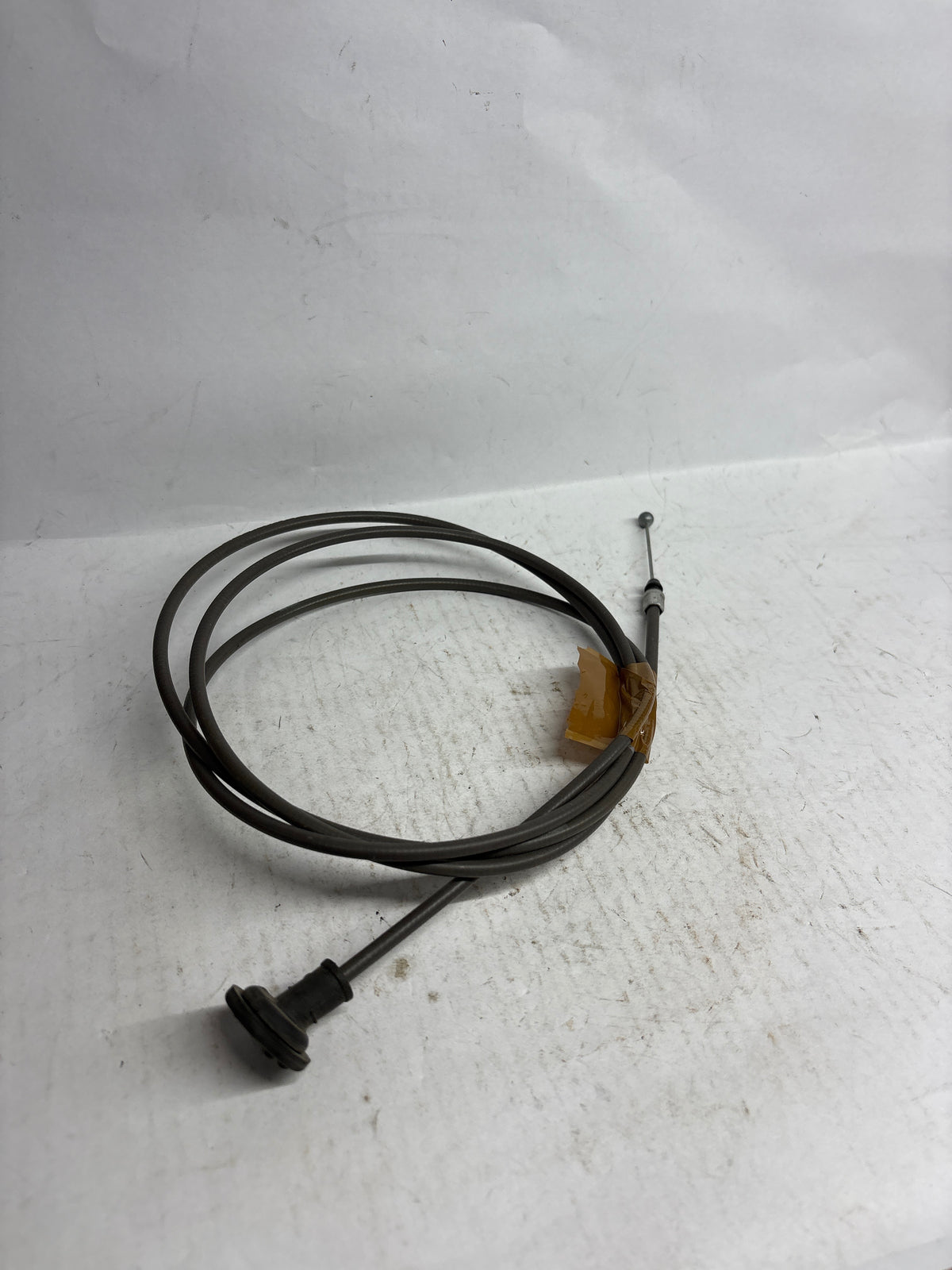 GENERAL MOTORS CABLE A RELEASE HOOD OPTRA PETROL J96406952 J96406952 - Front view