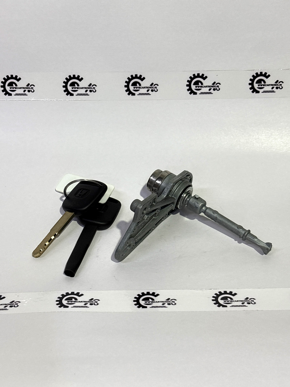 HONDA CYLINDER.R DOOR 72145T5SD01 72145T5SD01 - Front view