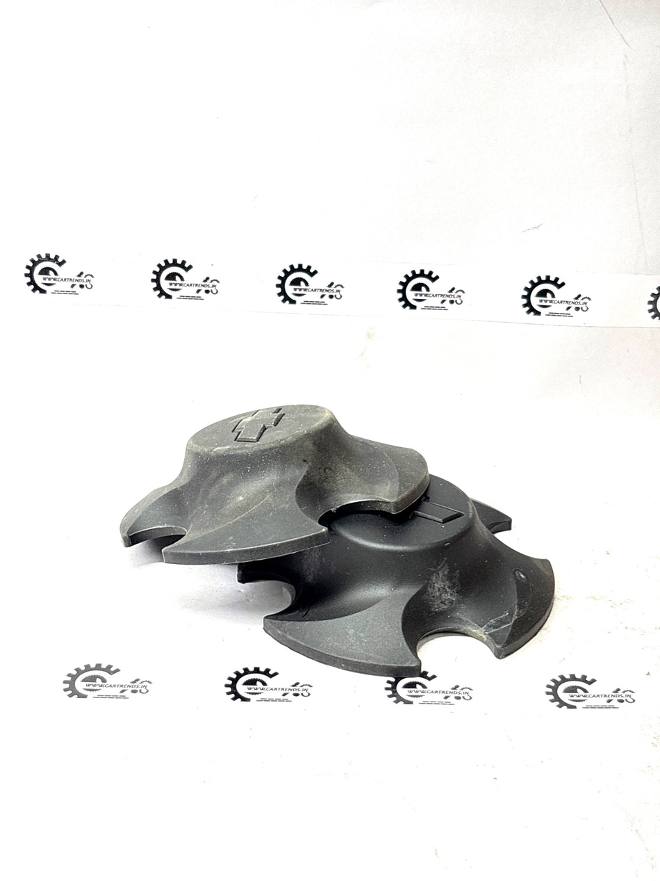 GENERAL MOTORS J96452291  Wheel Cap Aveo Centre J96452291 - Front view