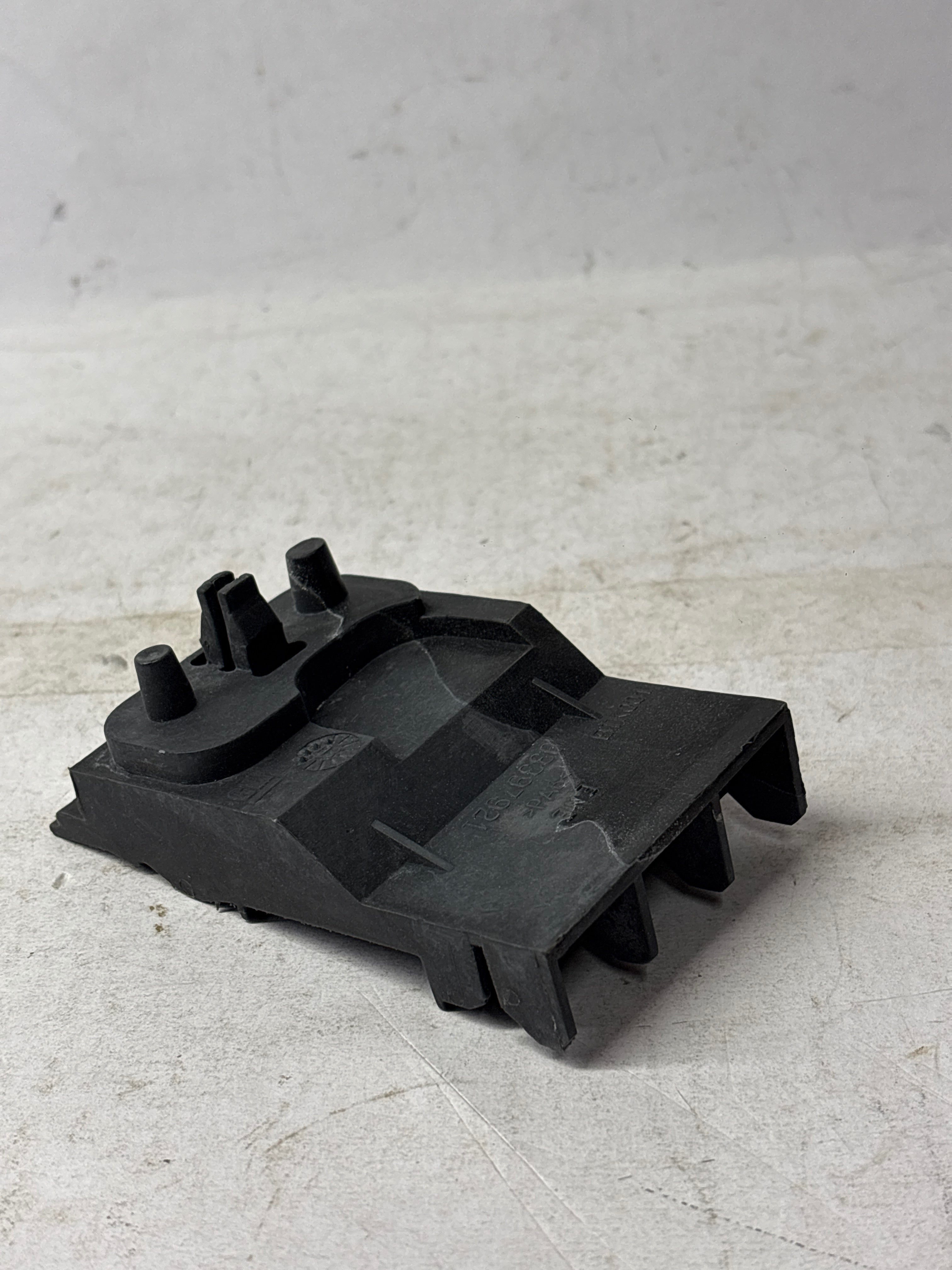 LOCAL Bracket Corsa         93397921 93397921 - Front view