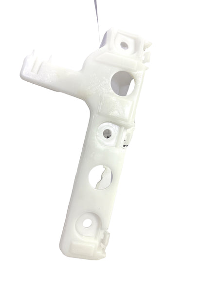 CarTrends e4b517a869be Front Bumper Bracket Figo Aspire RIGHT E4B517A869BE - Front view