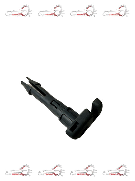GENERAL MOTORS SLEEVE A HEADREST PASSIVE SPARK J990762L0 J990762L0 - Front view