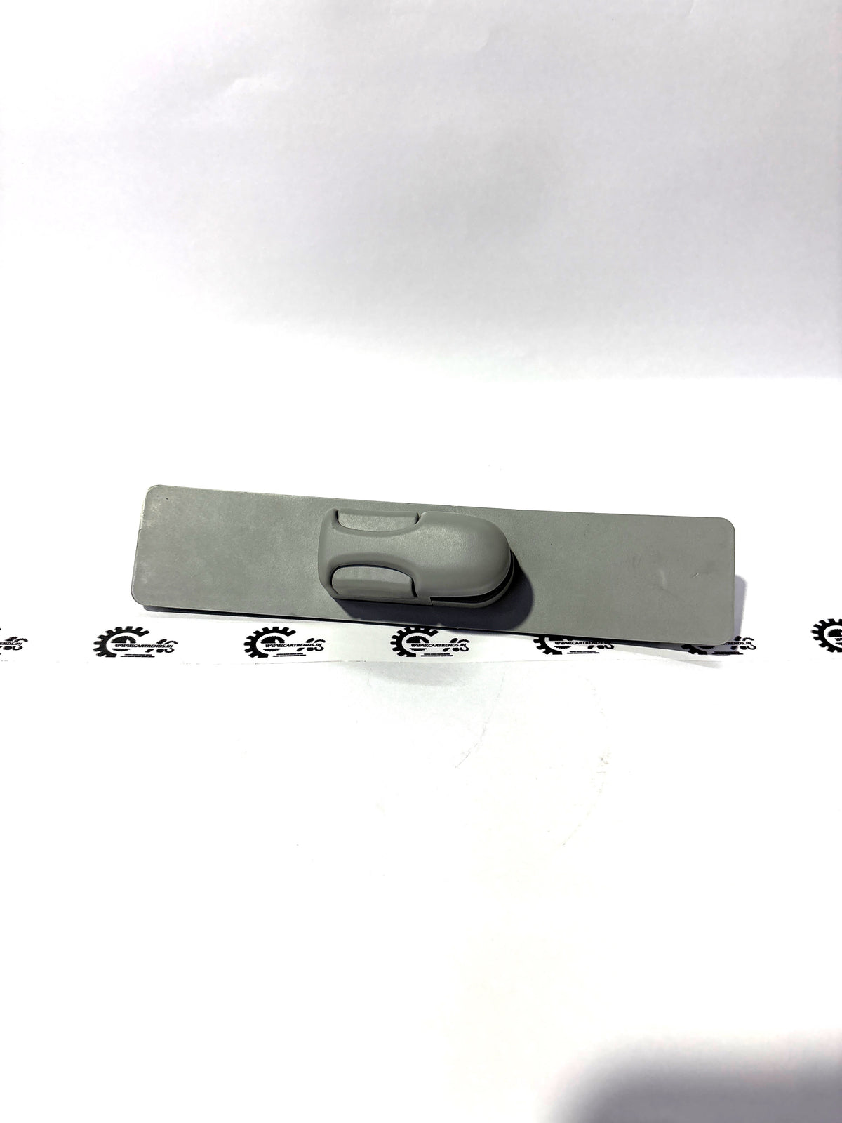 CarTrends ADJUSTER. SHOULDER SLIDE *NH220L*C 81460TG0T01ZA 81460TG0T01ZA - Front view