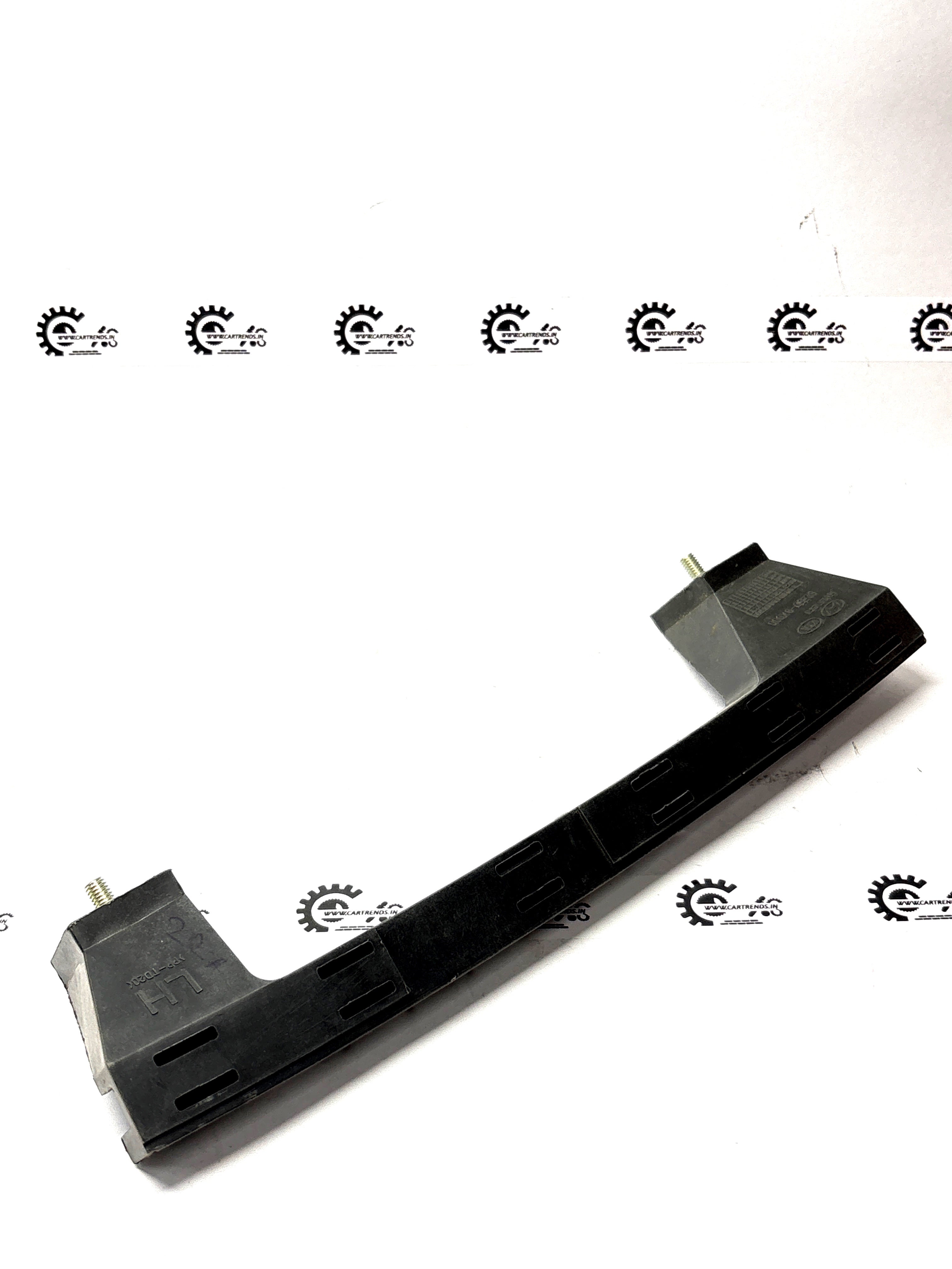 CarTrends 825500X000 FRONT DOOR LOWER CHANEL I 10 LEFT SIDE 825500X000 - Front view