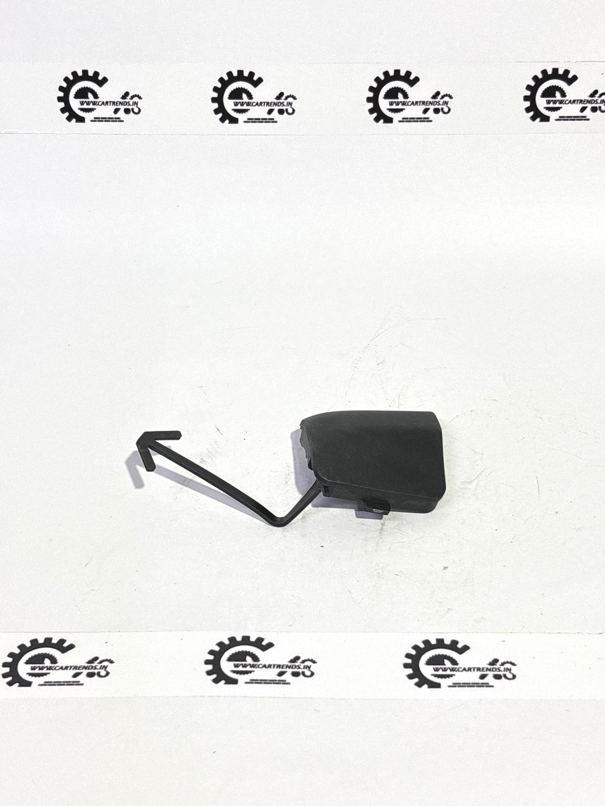 HONDA COVER.RR TOWING HOOK 71506TEAT50 71506TEAT50 - Front view
