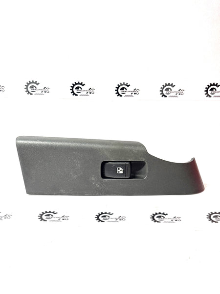 CarTrends J96652197  Power Window Switch Aveo Rear Right J96652197 - Front view