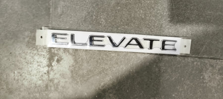 HONDA EMBLEM.RR SET CAR NAME 7572231XK00 7572231XK00 - Front view