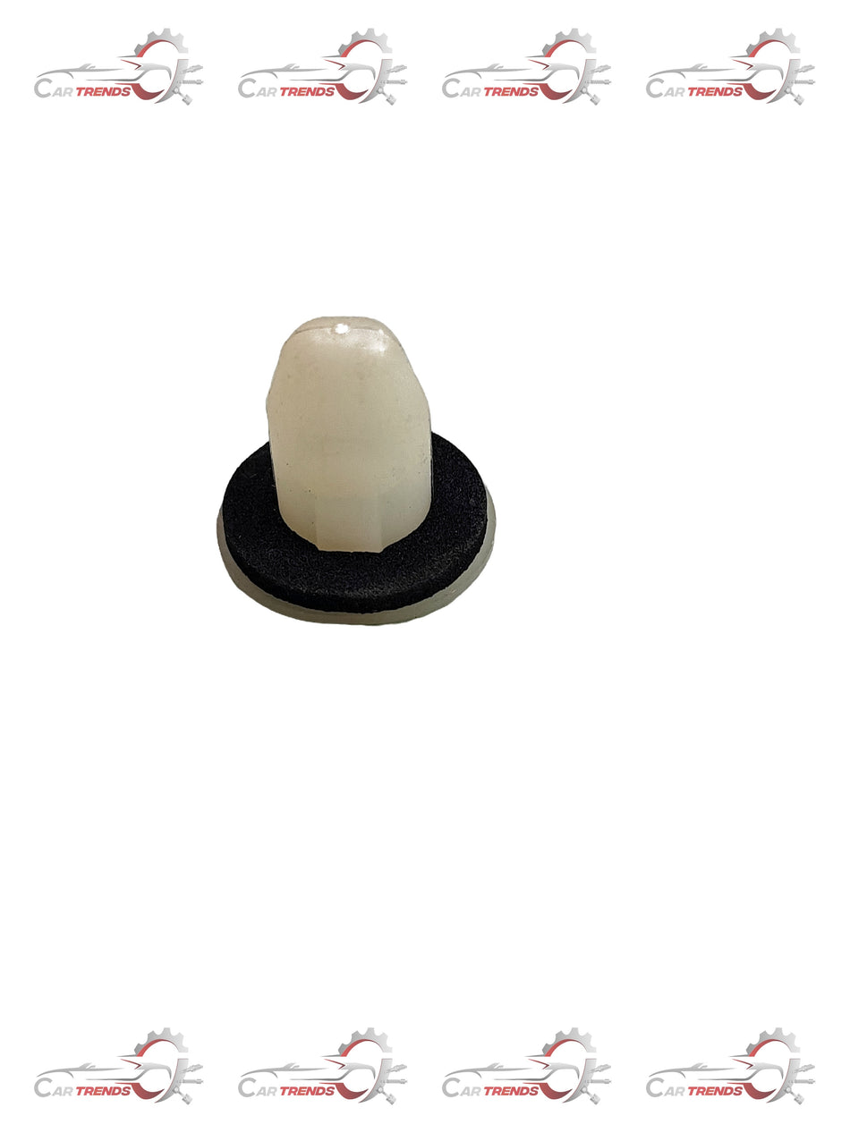Photo of a General Motors Aveo retainer J96260548, a vehicle part used in the engine or suspension system.