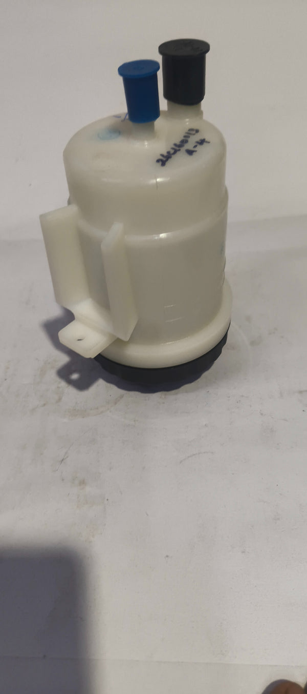 MAHINDRA RESERVOIR ASSY STEERING VEERO SPARES 1102CP200791N 1102CP200791N - Front view