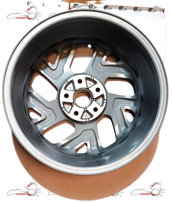 MARUTI SUZUKI Alloy Wheel Grand Vitara(2025-Till Year) 43210M76T80QC8 43210M76T80QC8 - Front view