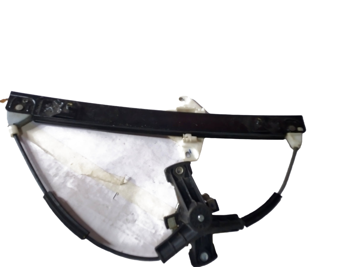 CarTrends J95919504   Regulator Beat Rear Right Side J95919504 - Front view