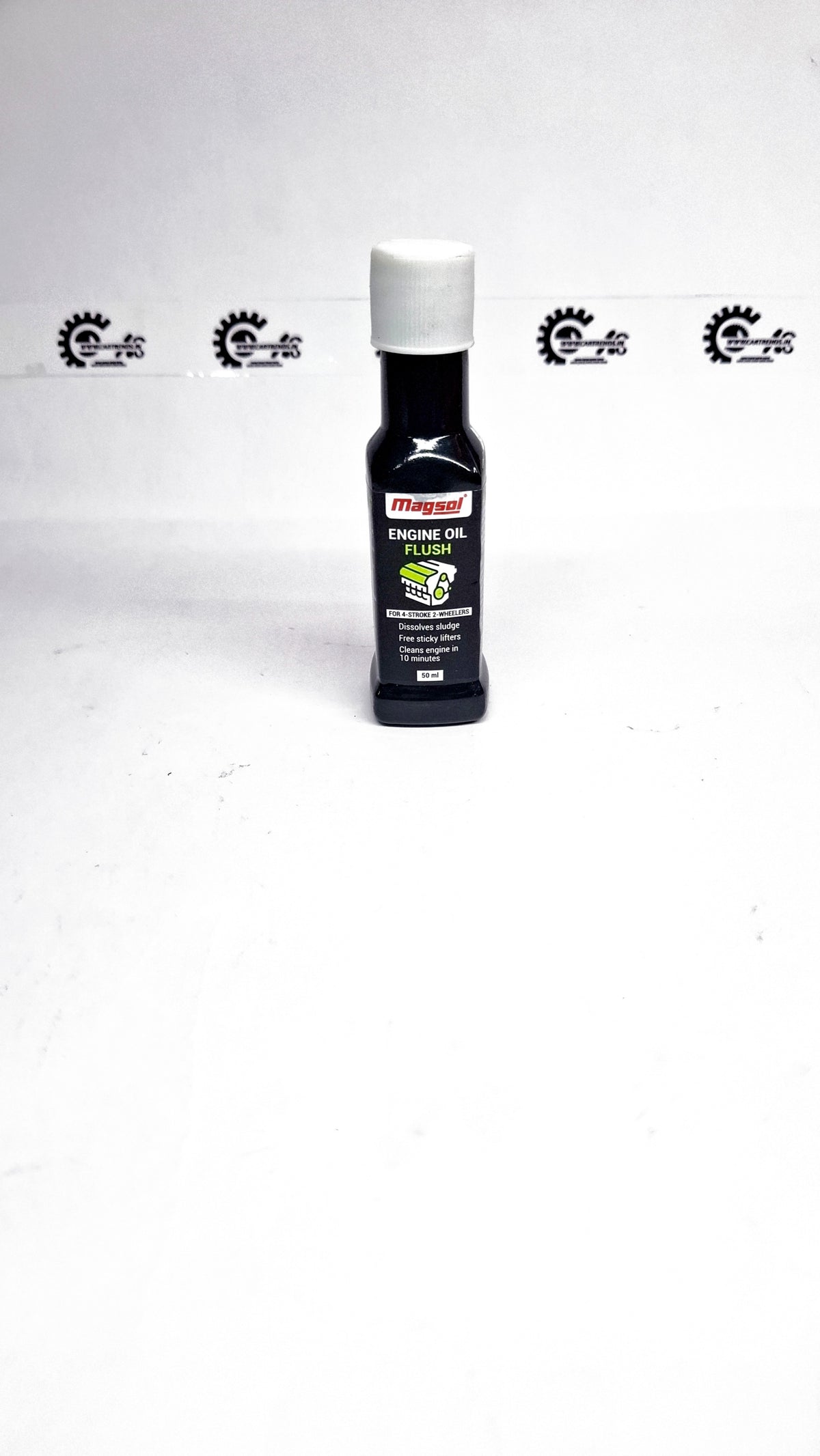 Engine Oil Flush 52605 - Front view