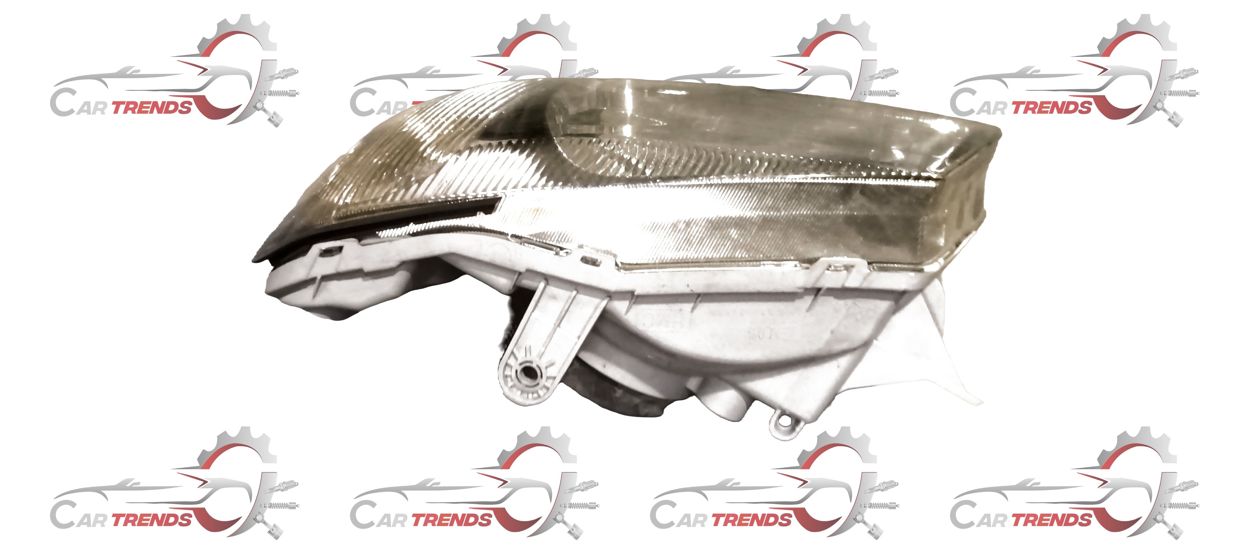 CarTrends Head Lamp Accent Left         921111A000 921111A000 - Back view