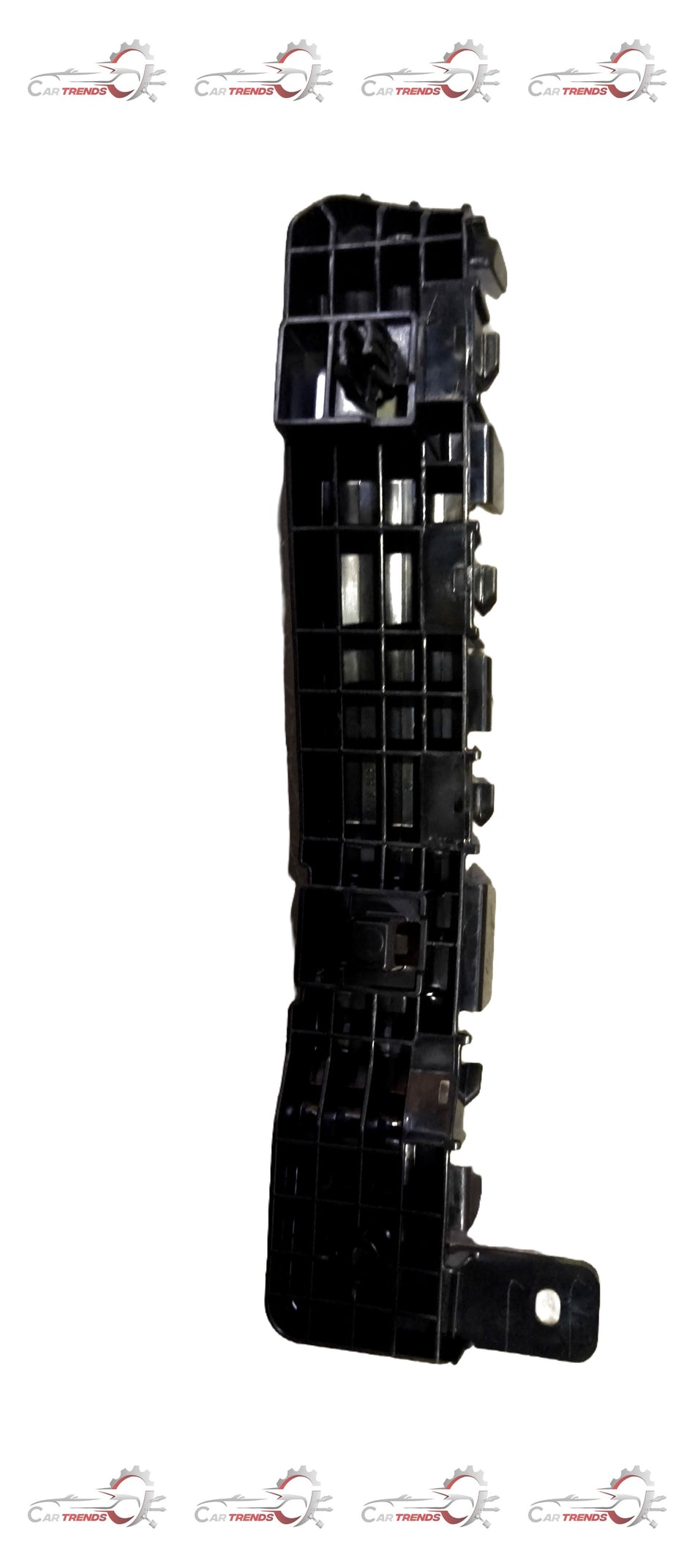 Honda spacer R.FR BPR side 7123031XK00, metal component for vehicle side installation, shown in a detailed close-up image.