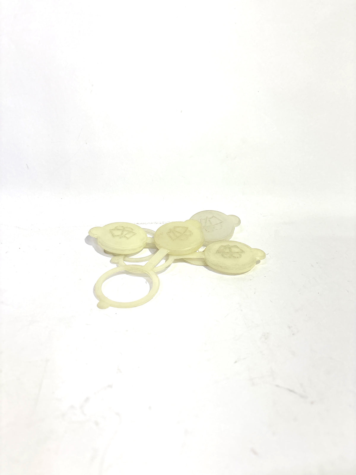 CarTrends T97598583   Washer Tank Cap Tavera T97598583 - Back view