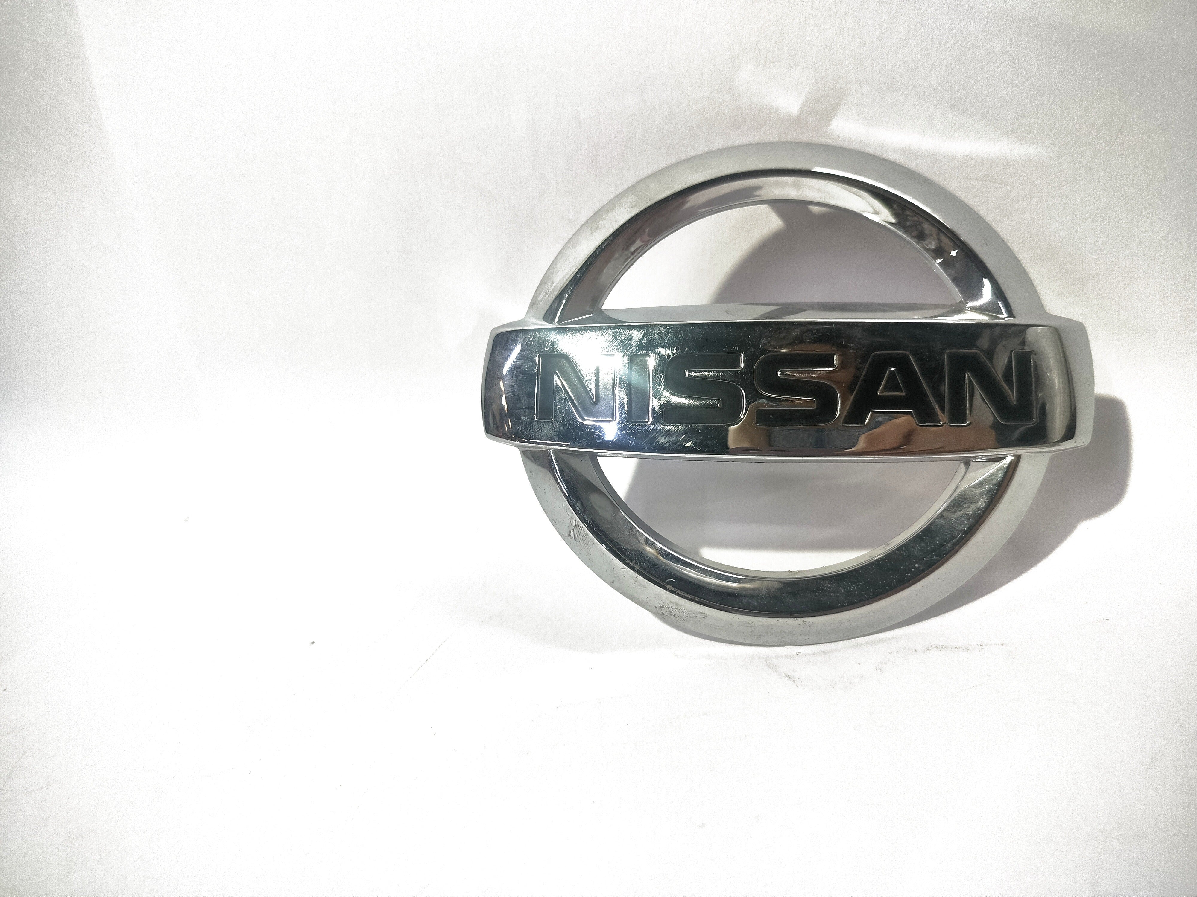 NISSAN Emblem | Nissan Sunny | Radiator | #628903BB0A 628903BB0A - Back view