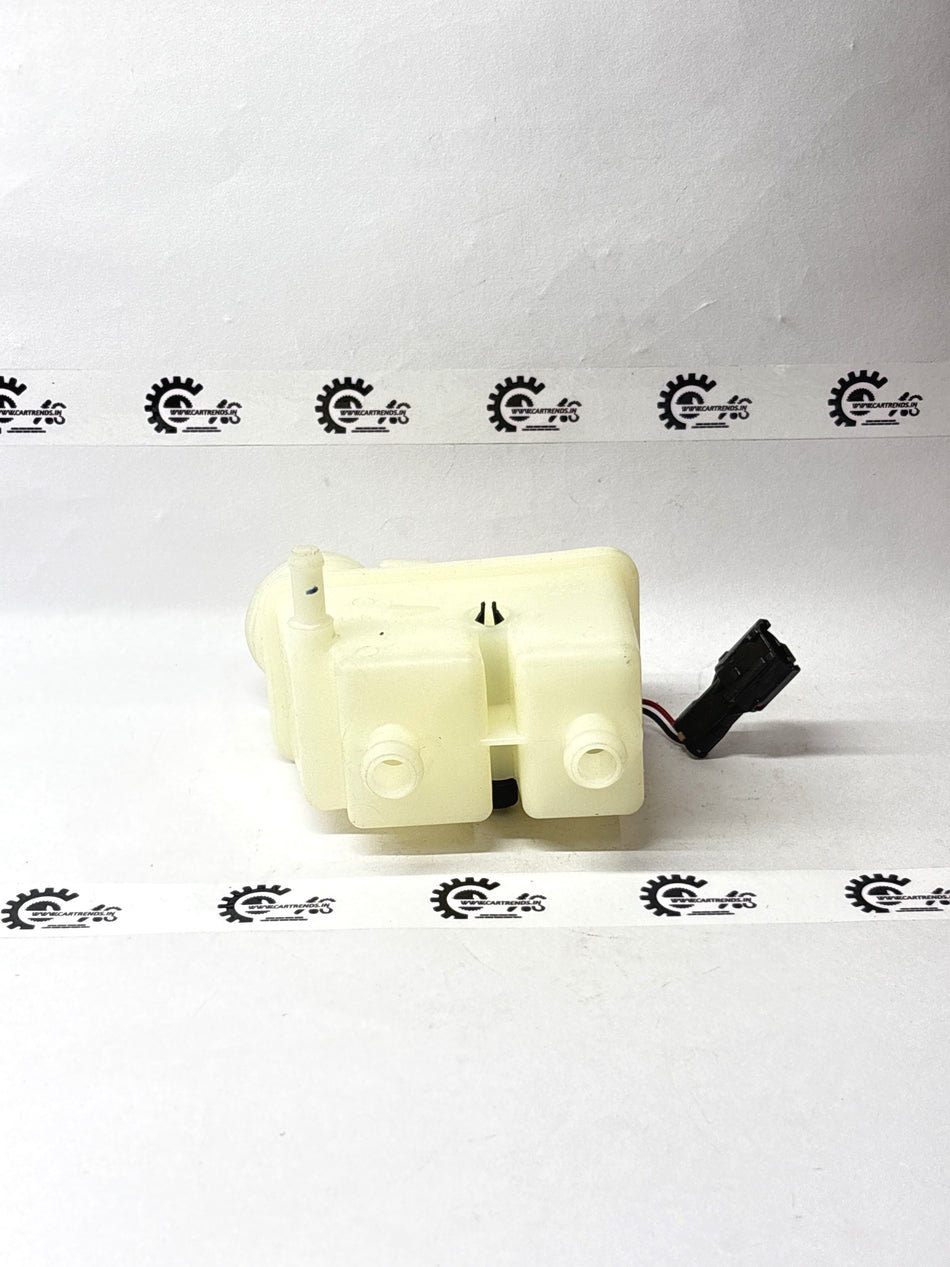 CarTrends J96418840  Reservoir Body Optra J96418840 - Back view